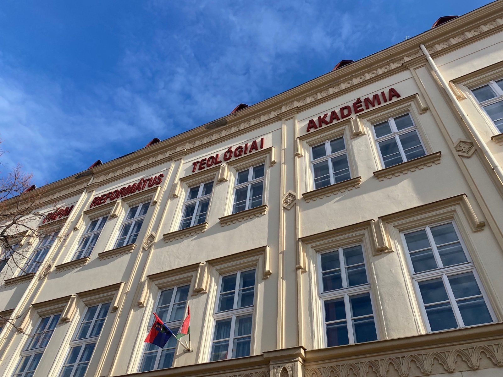 Nyitott kapuk, gazdag kulturális programok