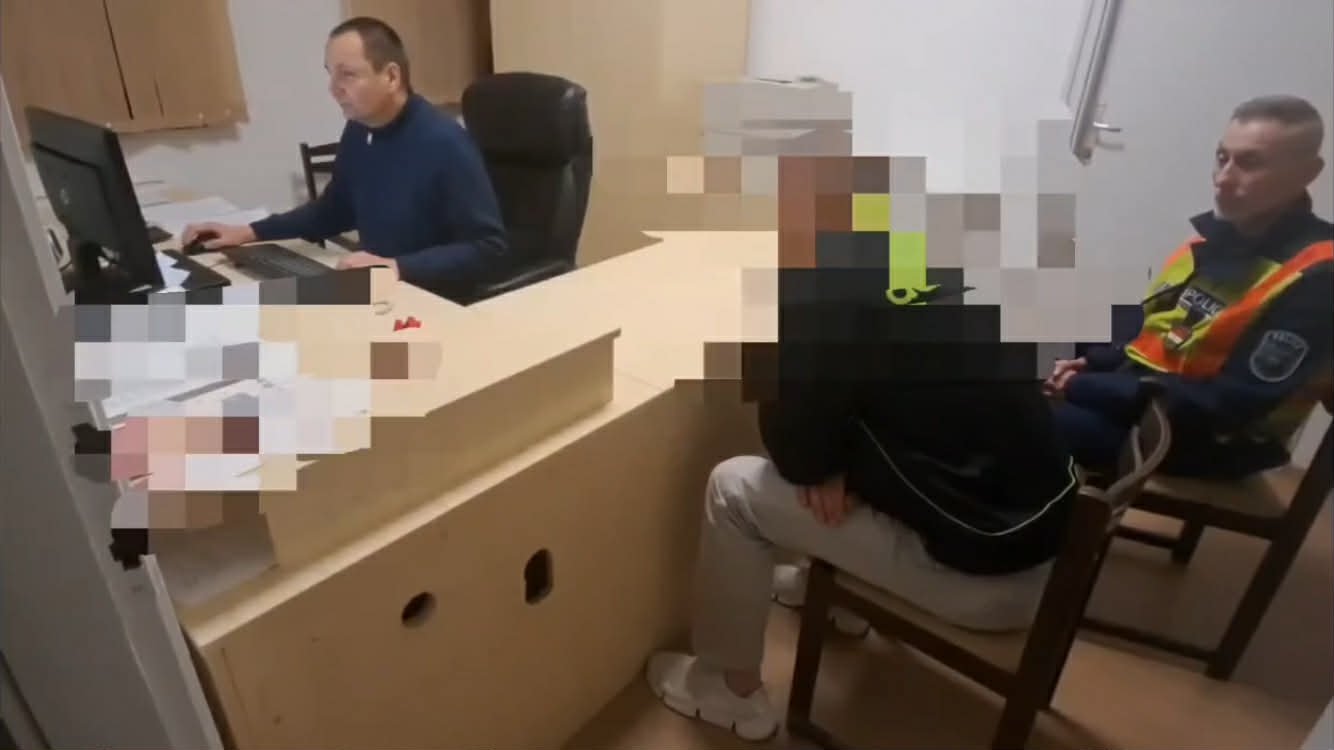 Rendszeresen bántalmazta élettársát - Őrizetben a pápai férfi (Videóval)