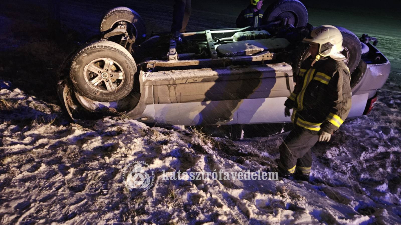 Kéménytűz és közlekedési baleset