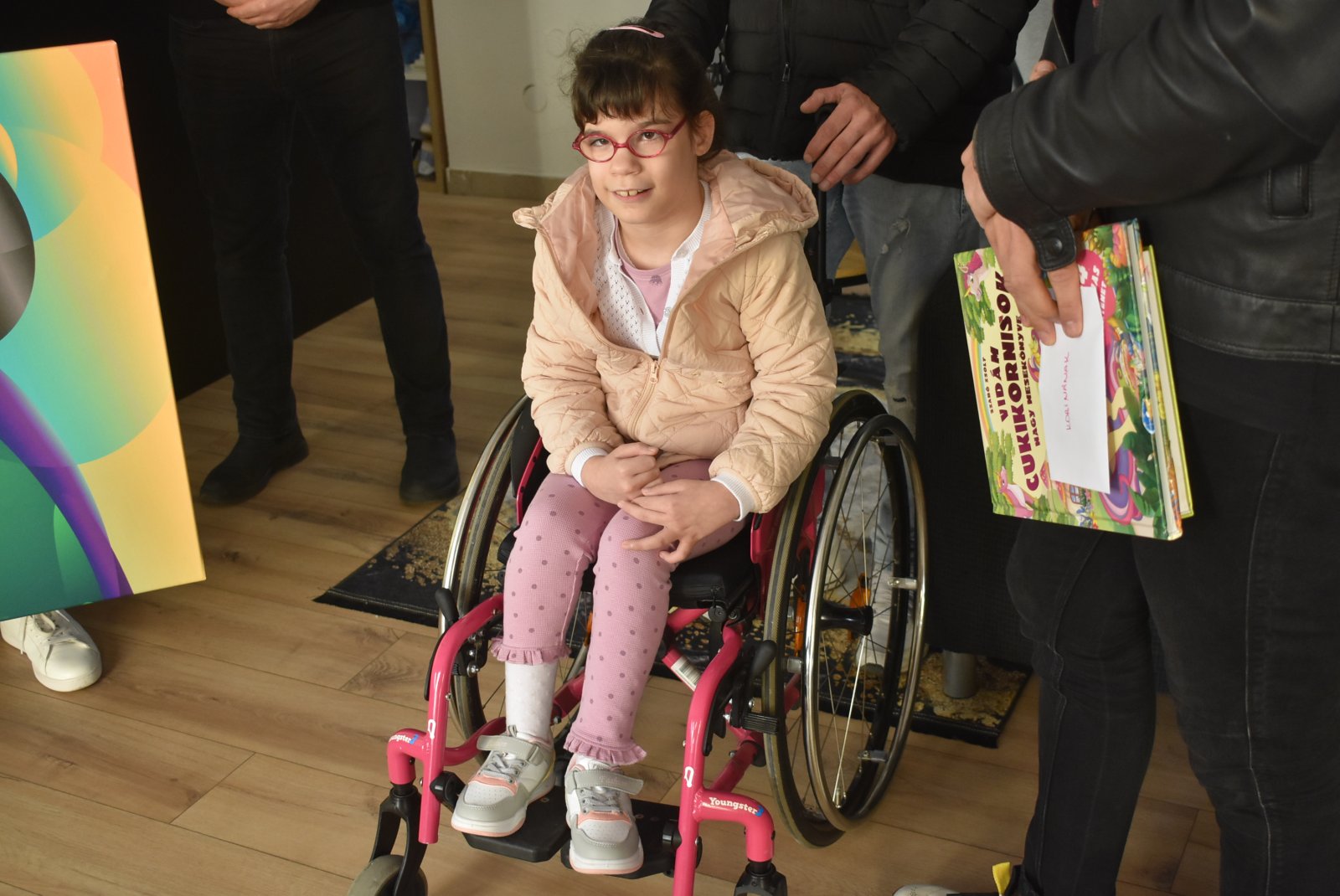 Adományok Korina lépteiért