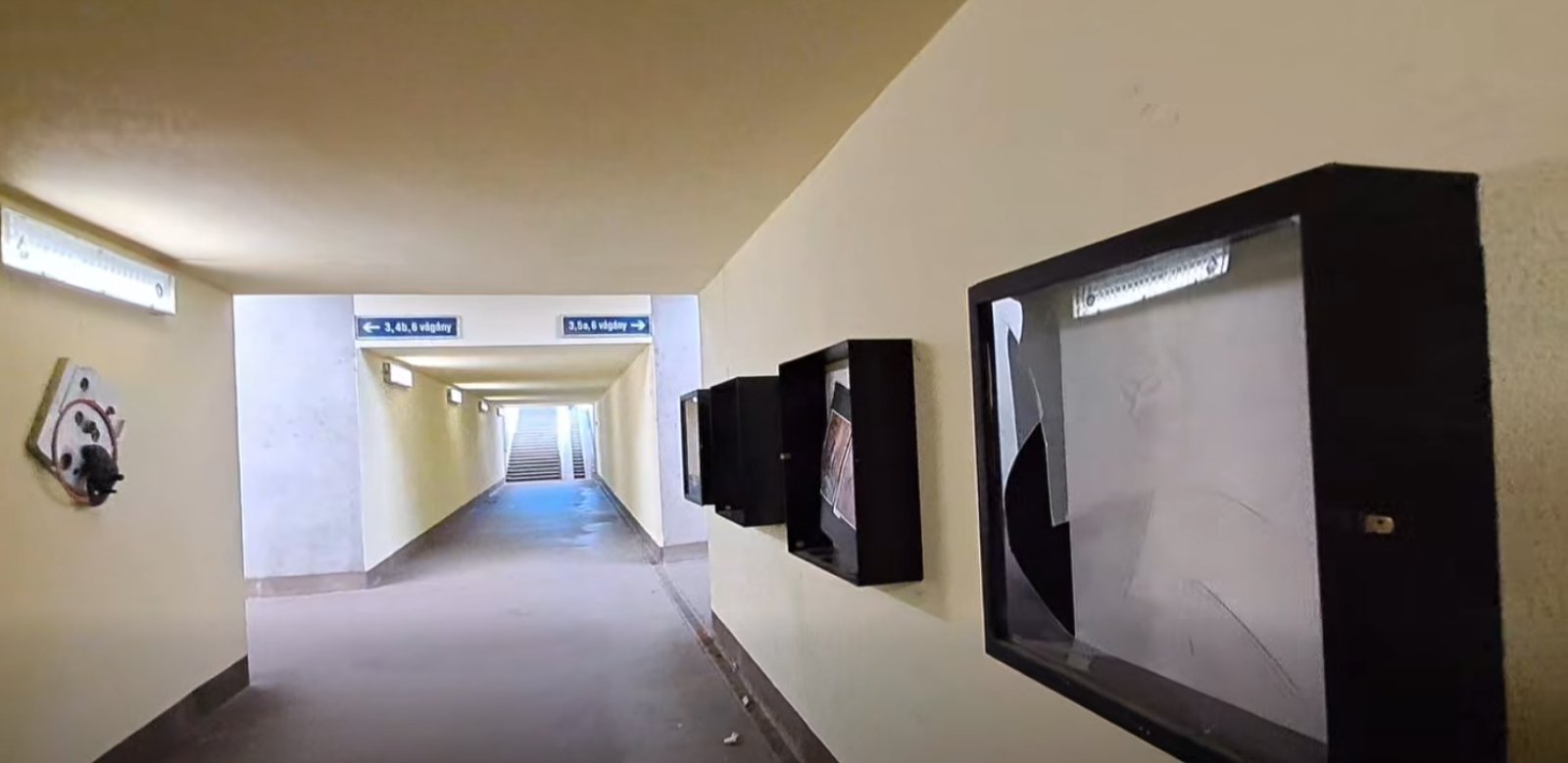 Vandálok pusztítottak a pápai vasútállomás aluljárójában